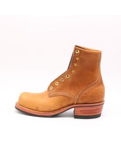 New condition becca boot 6" height natural dublin leather 67 last natural edge and a dogger heel