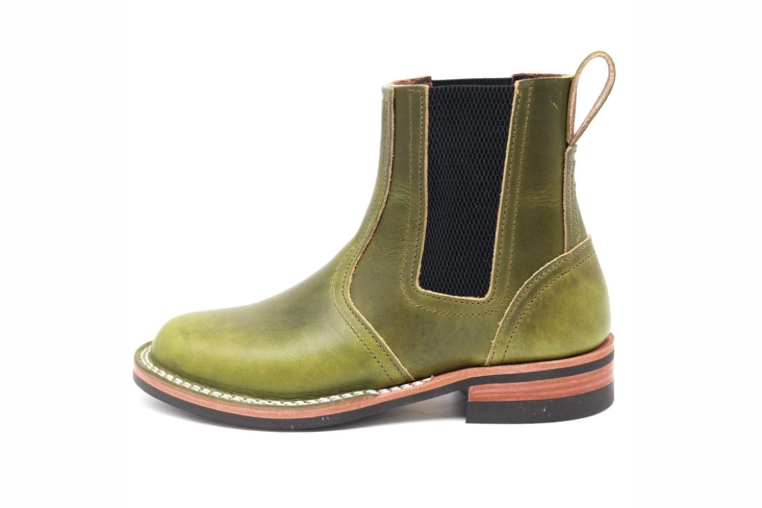 https://cdn.nicksboots.com/media/magefan_blog/What_Makes_Chelsea_Boots_Perfect_For_Summer_Outfits.png