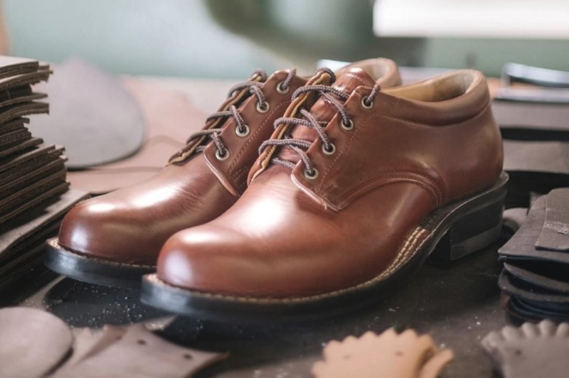 Customize cheap leather shoes