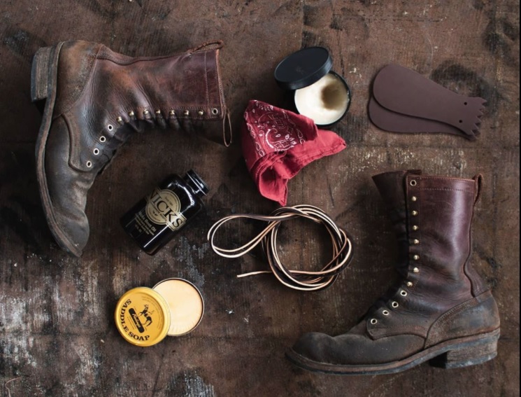 10 Ways to Soften & Stretch Leather Shoes & Boots