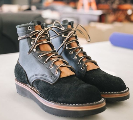 Black wedge sole work hot sale boots