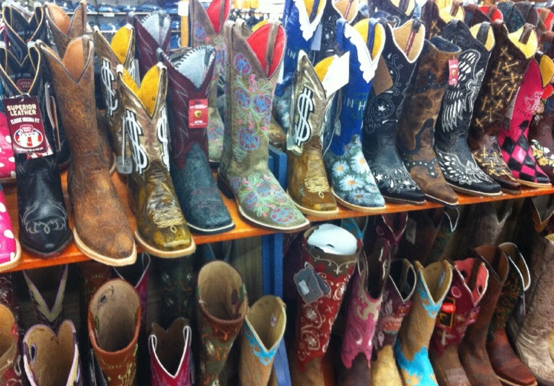 Vaquero hotsell boots store