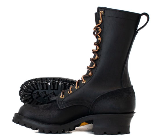 fire boots with hardy construction