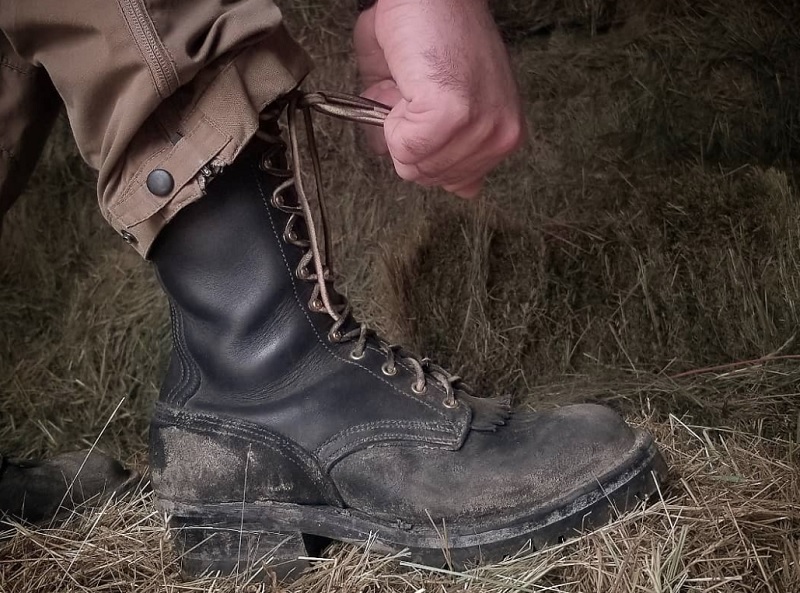 Work boots cheap with heel support